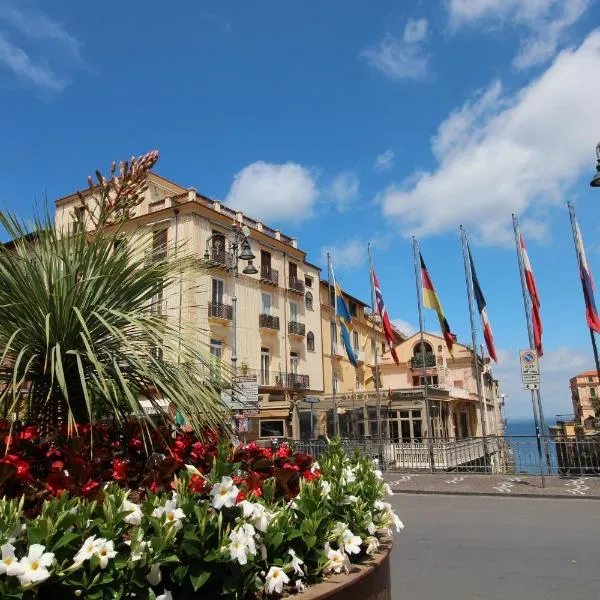 Piazza Tasso Max 1, ξενοδοχείο στο Σορέντο