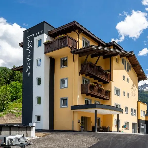 Hotel Das Schlossberg superior, hotel v destinaci Nauders