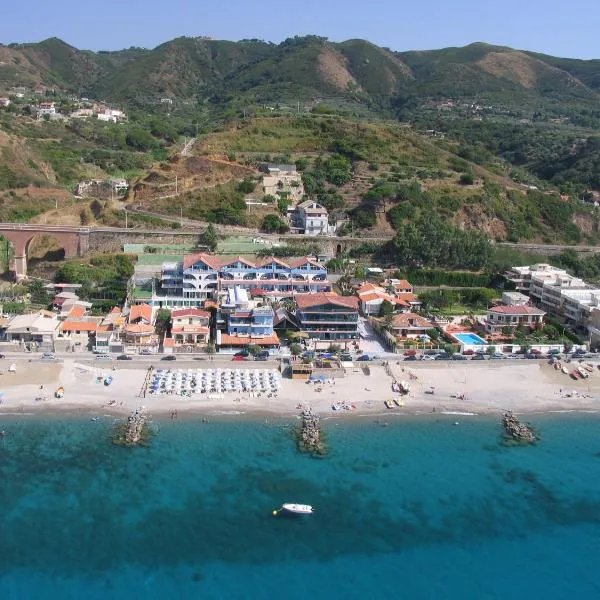 Oasi Azzurra, hotel v destinaci Messina