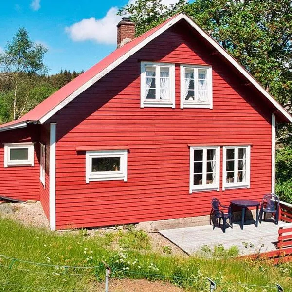 Holiday home bremnes II, hotel in Vestvik