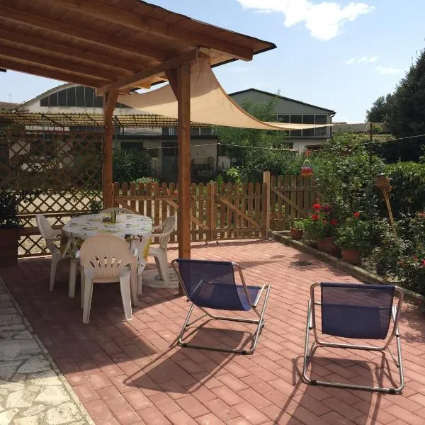 Casavacanze Da Cri, hotel v destinaci Ponte dʼArbia