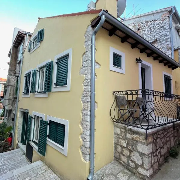 Yellow House Rovinj, hotel v Rovinji