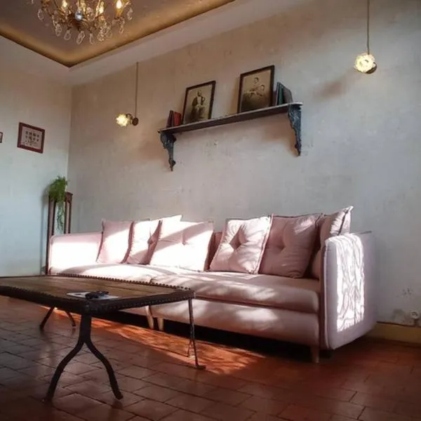 Au petit familistère Landrecies, L'Authentique., hotel v destinaci Guise