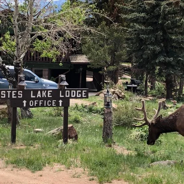 Estes Lake Lodge, מלון באסטס פארק