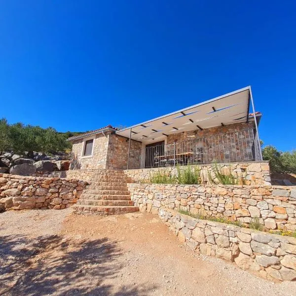 Luxury stone house in a Nature park, hotel v destinaci Sali