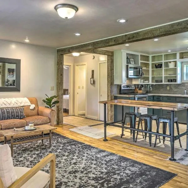 Quiet Country Home in Ava with Chic Interior!, hotel in Ava