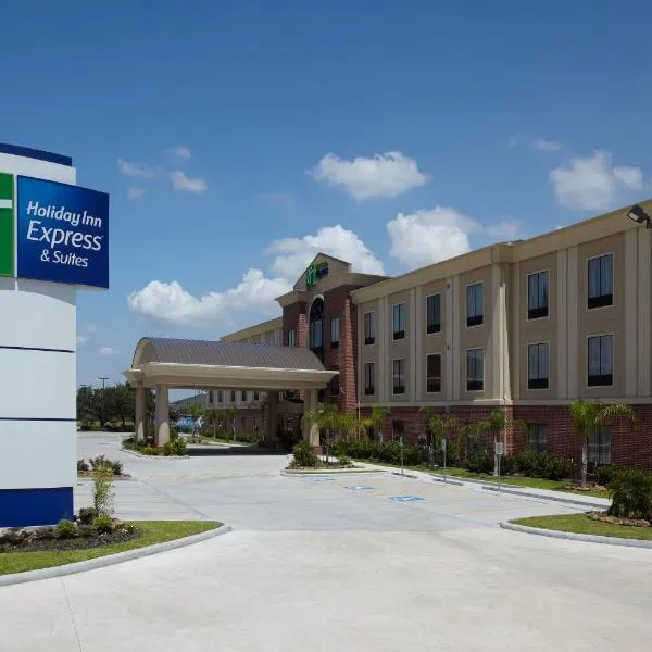 Holiday Inn Express & Suites Deer Park, an IHG Hotel، فندق في دير بارك