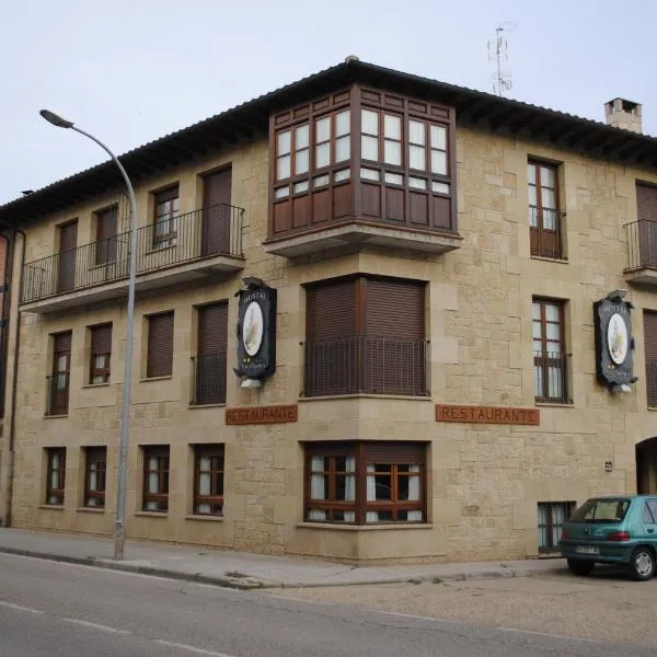 Hotel Rural La Corte de los Pinares, hotel Vinuesában
