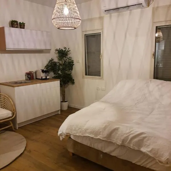 חדר במדבר, hotel v destinaci Beʼer Ora