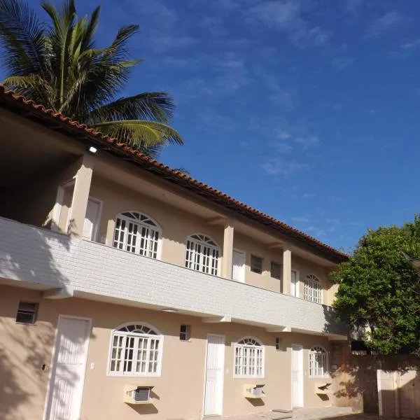 Pousada Rir Sorte Praia de Jacaraípe, hotel di Serra