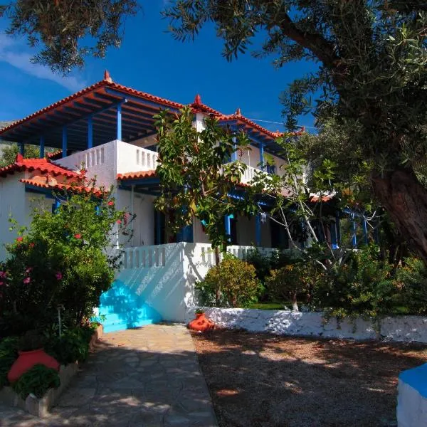 White Rock Apartments, хотел в Маратокампос