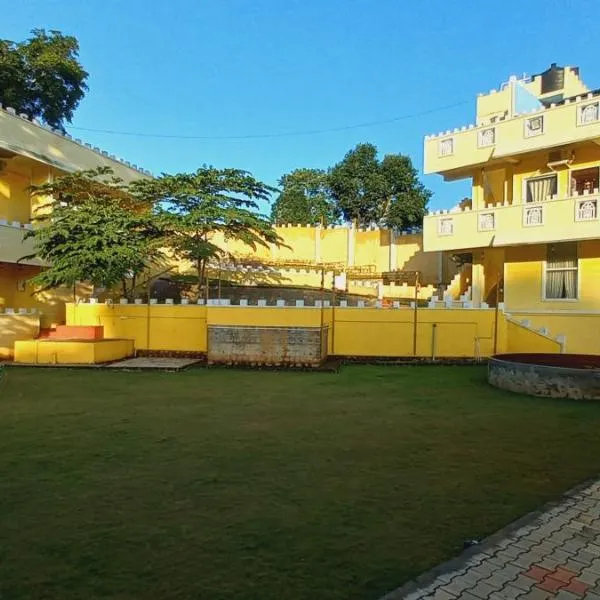 Hillfort Hotels & Resorts Yelagiri, hotel in Tiruppatūr