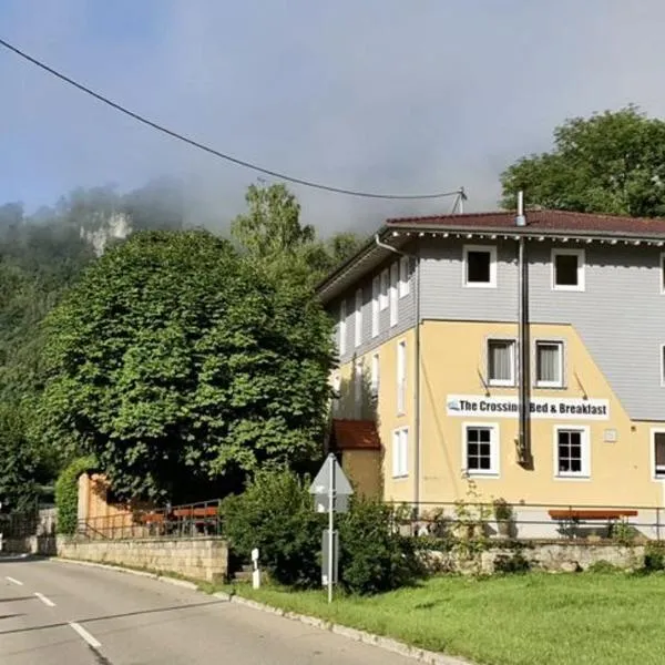 TheCrossing Bed & Breakfast, hotel in Thalheim