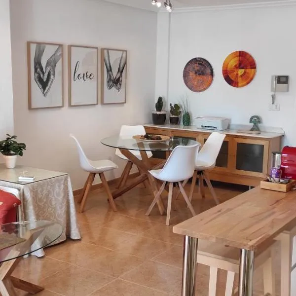 Bahía de Vera - Apartamento Naturista con 3 piscinas junto a playa, hotel in Playas de Vera