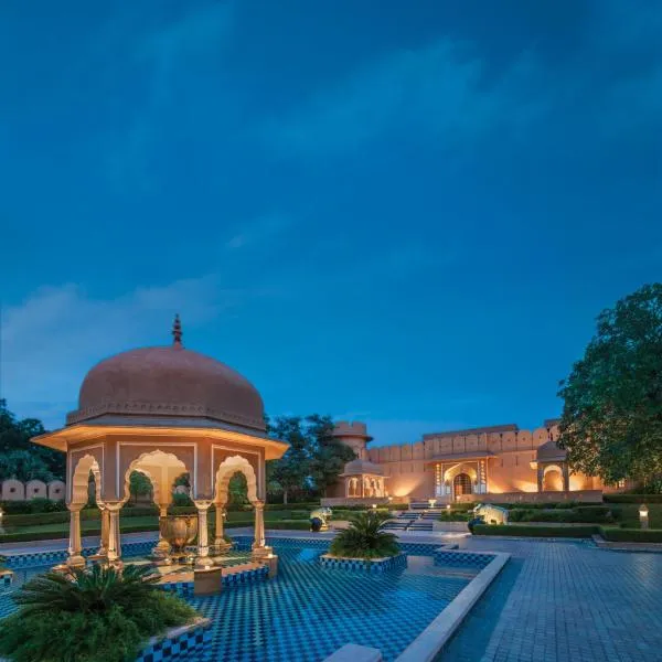 The Oberoi Rajvilas Jaipur, hotel in Kānota