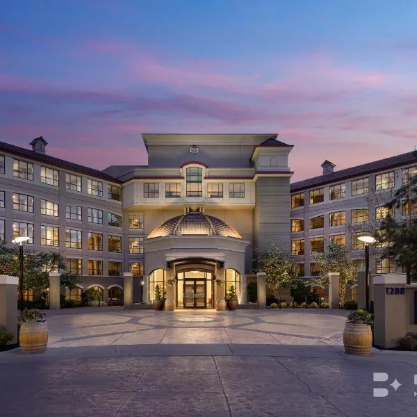 The Royal Kelowna - Bellstar Hotels & Resorts, hotel v destinaci Kelowna