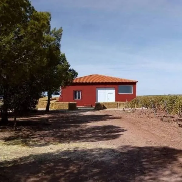 Casita de campo con vistas a una laguna, hotel di Alcazar de San Juan