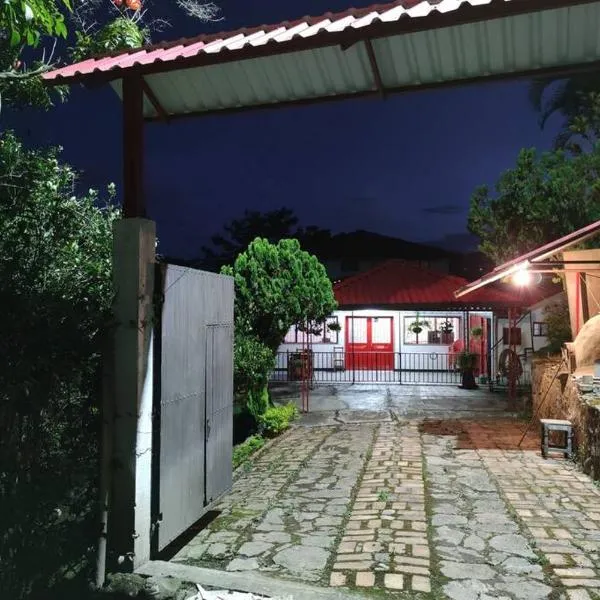 Hermosa Casa Campestre - Reserva Mínimo 4 Huéspedes, hotel v destinaci Ubaque