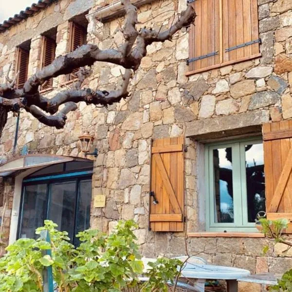 Maison typique corse à 10 min d'Ajaccio et plages, отель в городе Алата
