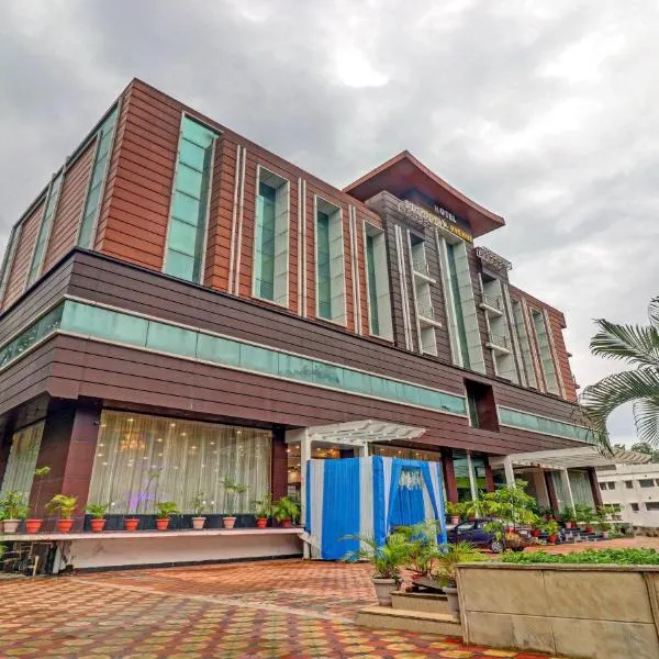 Treebo Premium Pearl Avenue Banquets And Lawn, hotel in Dehradun
