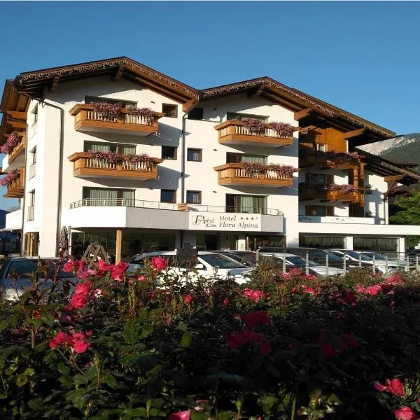 Hotel Flora Alpina, hotel em Campitello di Fassa