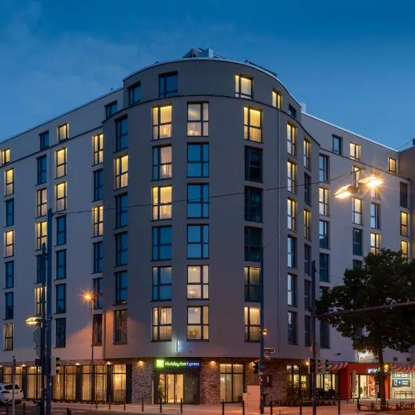 Holiday Inn Express - Offenbach by IHG, hotel v Offenbachu
