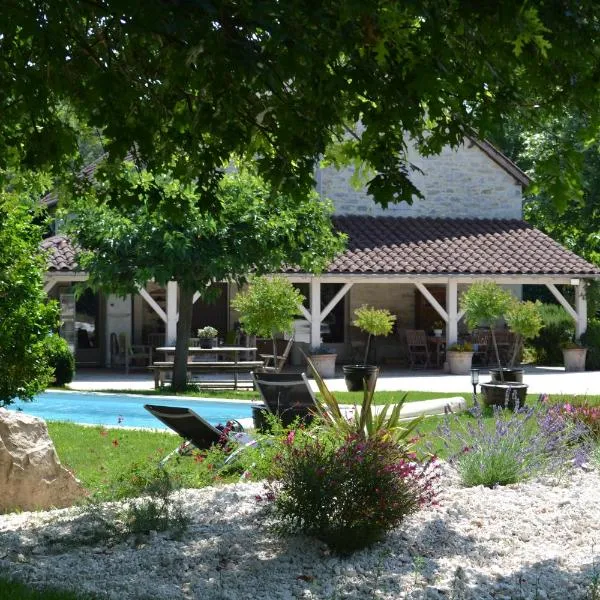 Chambre d'hôtes Au Picatal, hótel í Meyronne