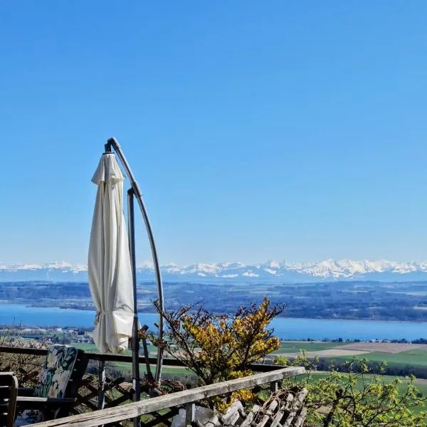 Mont Blanc Chalet, hotel in La Côte-aux-Fées