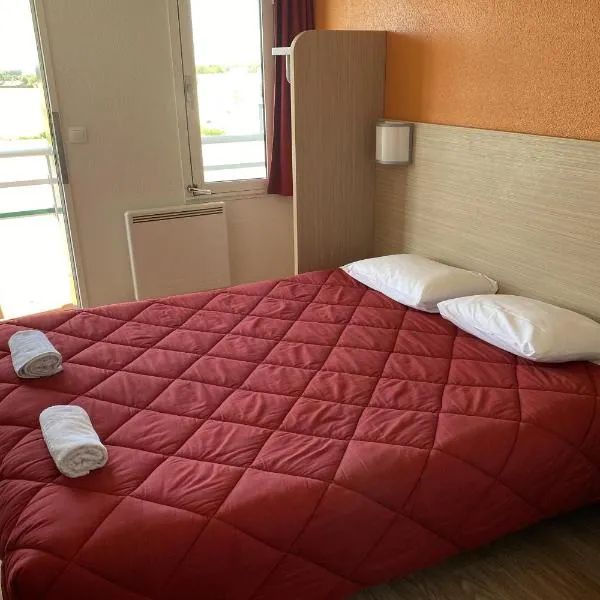 Hotel CAMPC Proville, hotel v destinaci Cambrai