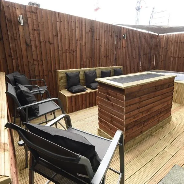 Slps 14 Hot Tub, Bar & Outdoor Terrace, hotel v Manchesteru