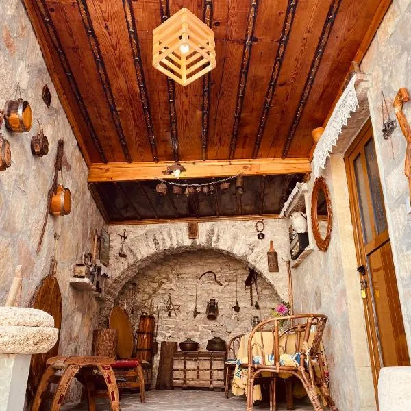 Ahmetaj Guest House, khách sạn ở Gjirokastër