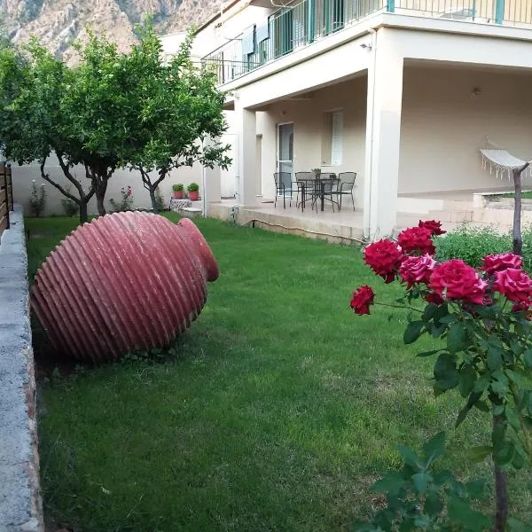 THALASSA ALMYROS APARTMENTS, hotel in Almirón
