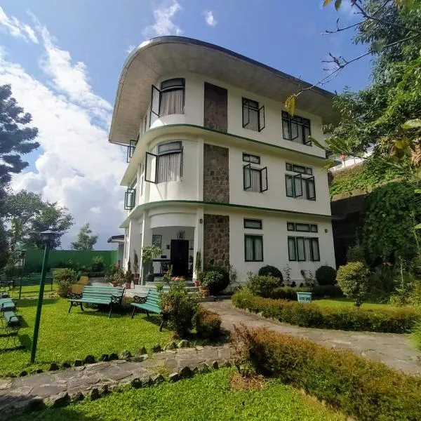 Rhenock House (a luxury villa), отель в городе Zuluk