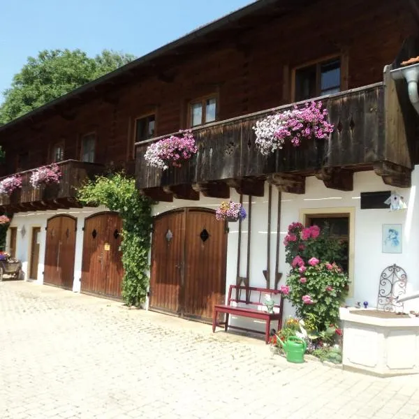 Schellenberger Hof, hotel en Forsting