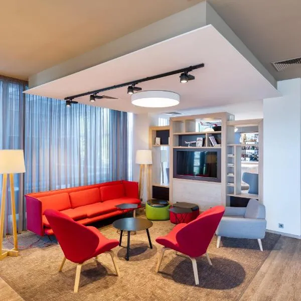 Holiday Inn Prague Airport - photo 3
