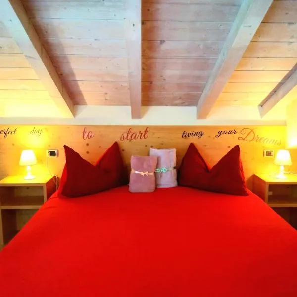 Camere Nordest Sudest- Conca Agordina, hotel v destinaci Agordo