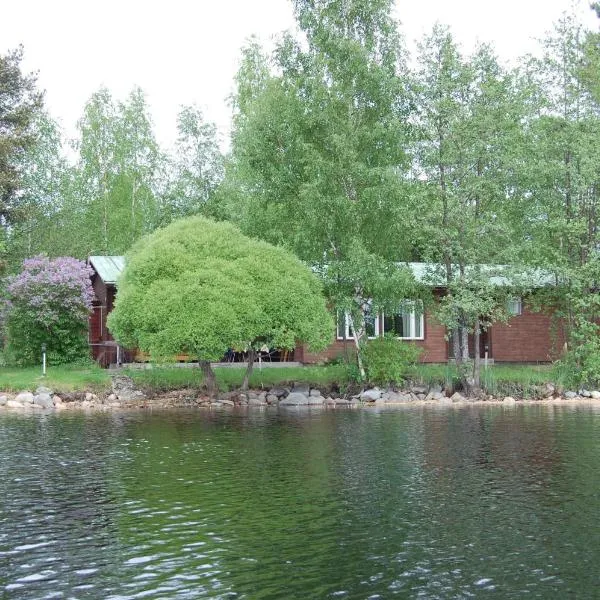 Lomasaaret Cottages, hotel in Villala