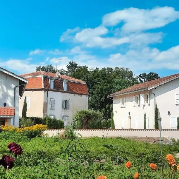 LE COTTAGE DU PARC, hotel Feurs-ben