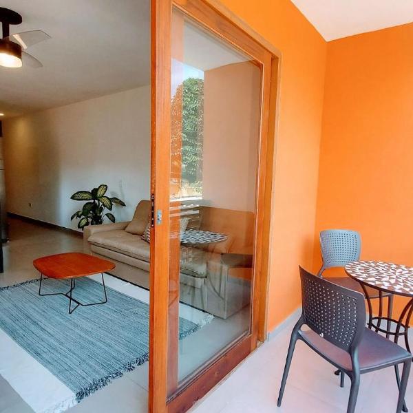 Algodão - Novo Flat com Piscina, 50mts da praia, churrasqueira privativa, ar con, wi-fi, netflix, garagem