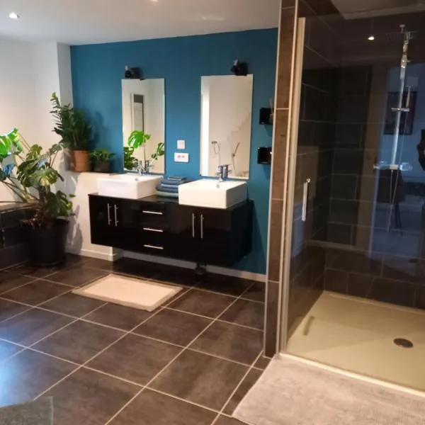 logement indépendant, hotel in Tour-en-Sologne