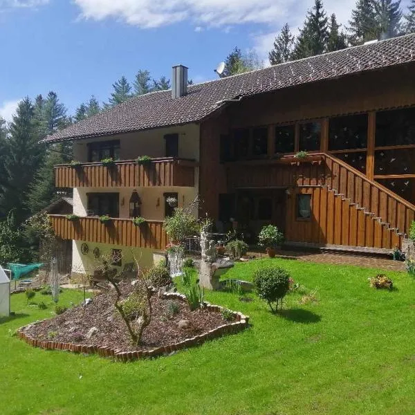 Ferienwohnungen Berger, hotel in Lam