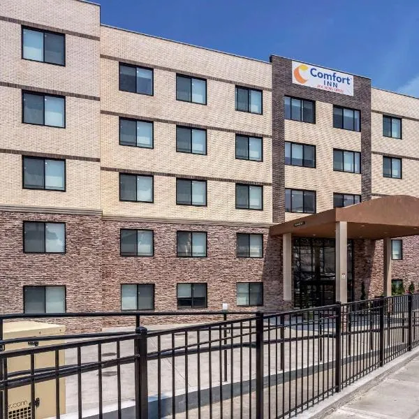 Comfort Inn JFK Airport, hotel in Lawrence