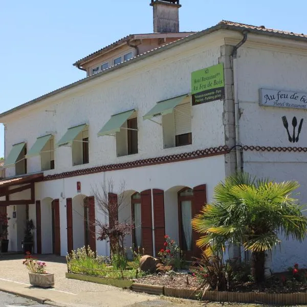 Au Feu de Bois, hotel in Momuy