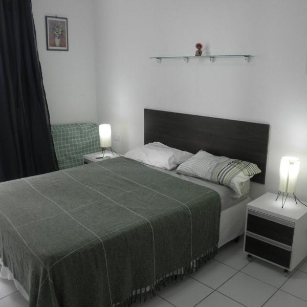 NA BEIRA MAR DE PAJUCARA - EDIFICO NEO 2- APARTAMENTO COM 02 QUARTOS - POSSUI VARANDA- VISTA LATERAL DO MAR- AVENIDA DOUTOR ANTONIO GOUVEIA 1081- CONSUMO ELETRICO É PAGO No CKECK-OUT 1KWH É 1,35 REIAS -TEM TELA DE PROTEÇÃO- - Foto 2