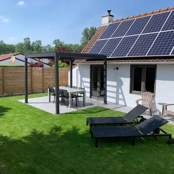 Duinendaele 232 met sauna bij Plopsaland en natuurreservaat, hotel in De Panne