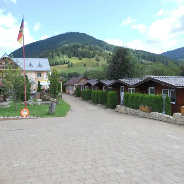 Pension, Camping & Biker Station zur Deutschen Eiche, hotel in Moldova Suliţa