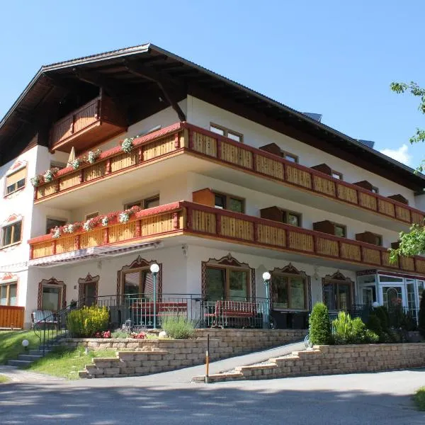 Viesnīca Hotel Garni Waldhof - Wohlfühlen am Lech pilsētā Štancaha