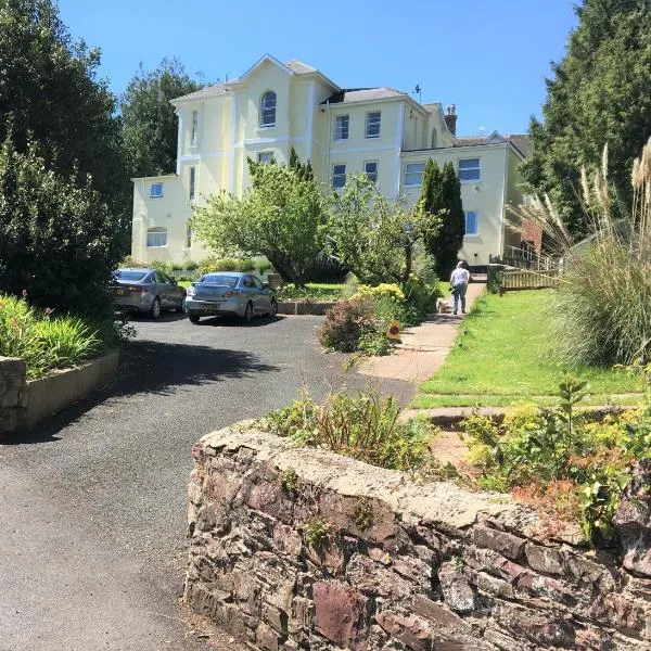 Chelston Dene Holiday Apartments, hotel en Torquay