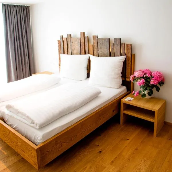 Landhotel & Weingut Espenhof, hotel v destinaci Flonheim