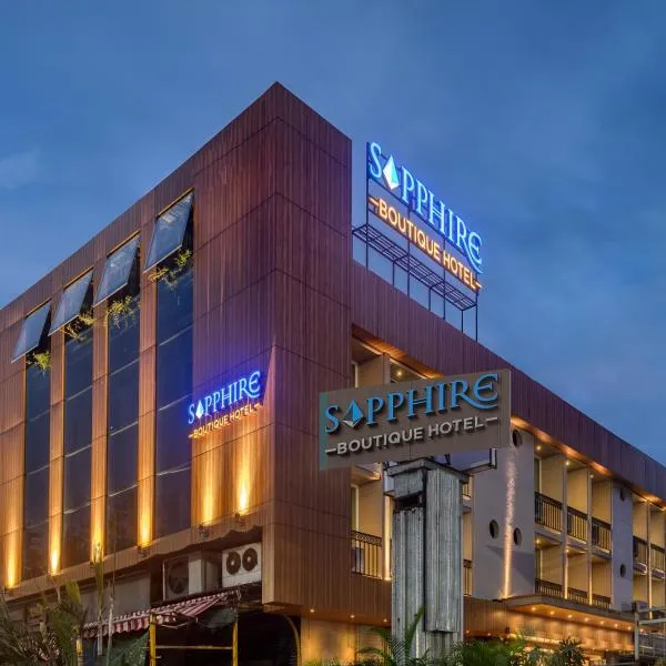Sapphire Boutique Hotel, hotell i Karnāla